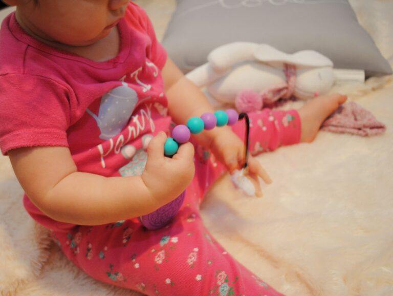Love and Chew Kids Boutique-Colored Oreo Cookie Teether