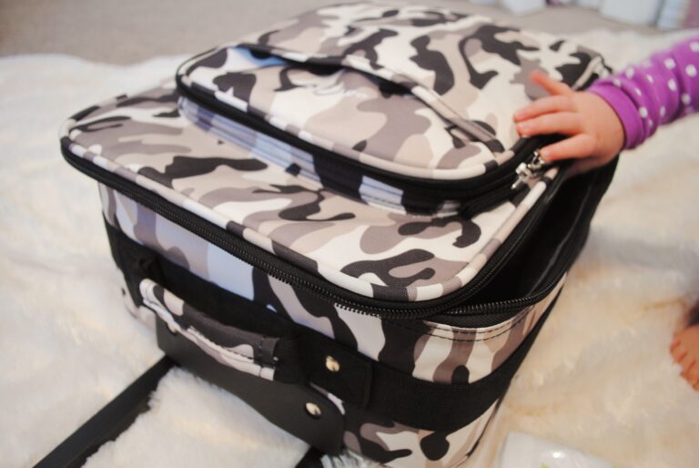 Obersee Kids Luggage with Integrated Cooler