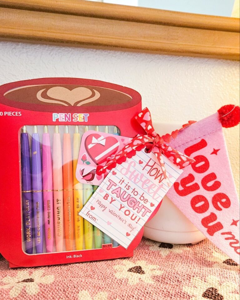 Teacher valentine gift set